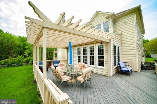 17 Maple Ln, Glen Mills PA  19342-2250 exterior