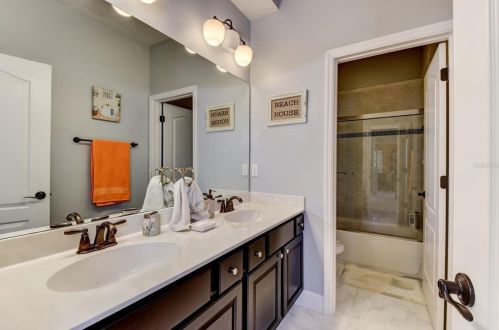 107 Verde Way, De Bary FL  32713-5422 exterior