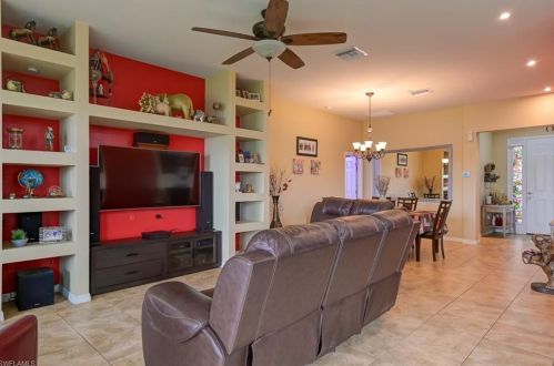 4470 Steinbeck Way, Ave Maria FL  34142-5012 exterior