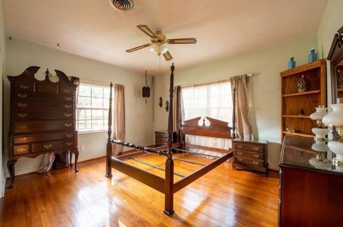 717 Palmer St, Orlando FL  32801-4040 exterior