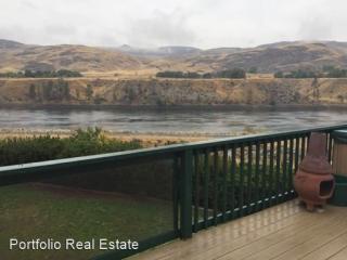 45 Riverview Dr, Mason City, WA 99116-9723