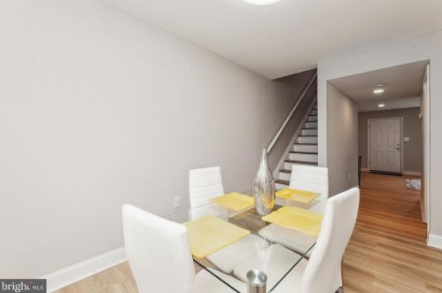 3442 Beale Ct, Woodbridge VA  22193-1702 exterior