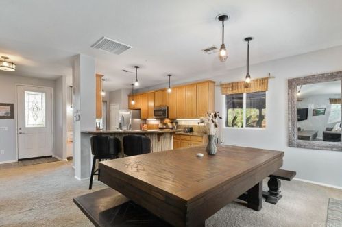 28030 Gibraltar Ln, Santa Clarita CA  91384-4548 exterior