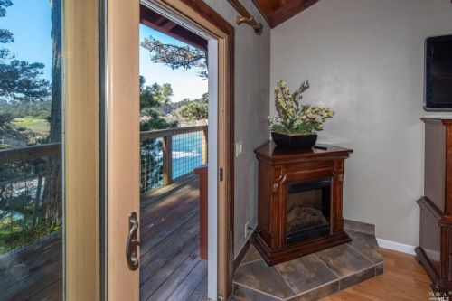 9500 Brewery Gulch Rd, Mendocino CA  95460-9016 exterior