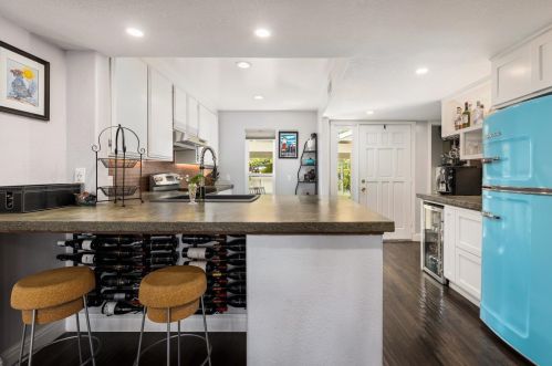 141 Rockwood Dr, Grass Valley, CA 95945-5633
