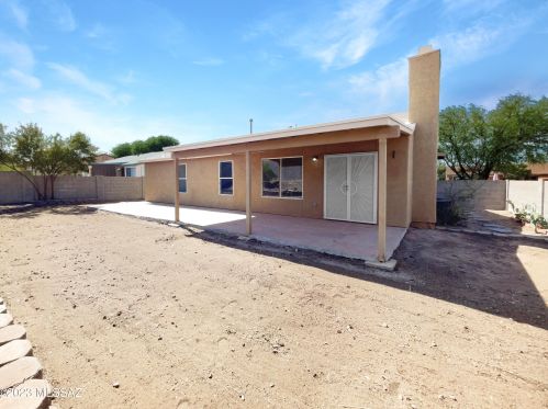 10195 Rainbow Meadow Dr, Tucson AZ  85747-5504 exterior