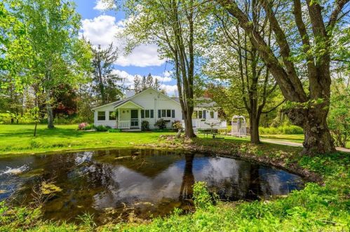 14 Whisconier Rd, Brookfield Center, CT 06804-3735