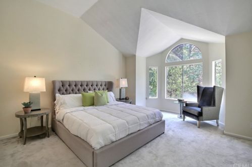 2179 Camino Largo Dr, Chino Hills, CA 91709-1041