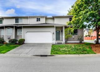 12104 15th Ave, Everett WA  98204-8811 exterior