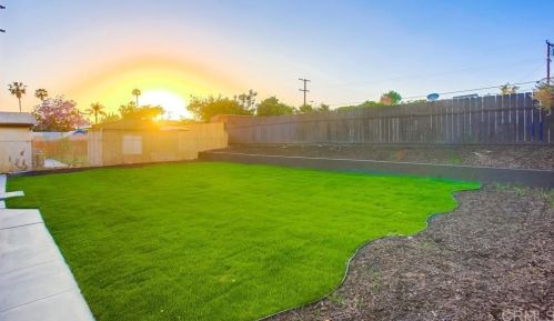 4042 Conrad Ave, San Diego CA 92117-1913 exterior