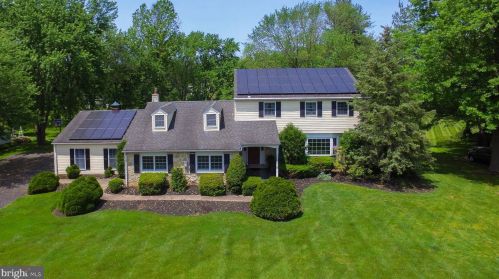 2023 Legat Ln, Harleysville, PA 19438-3332