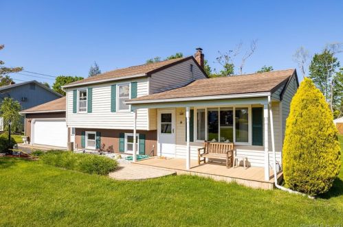 9 Wenzel Farm Rd, North Haven, CT 06473-3763