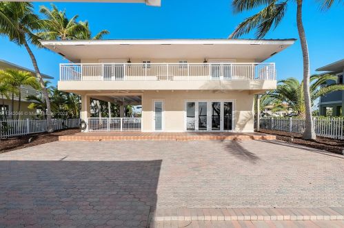 632 Island Dr, Key Largo FL  33037-4808 exterior