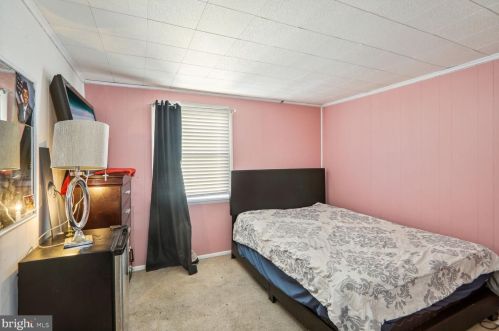 8736 Orchard Ave, Camden NJ  08109-3840 exterior