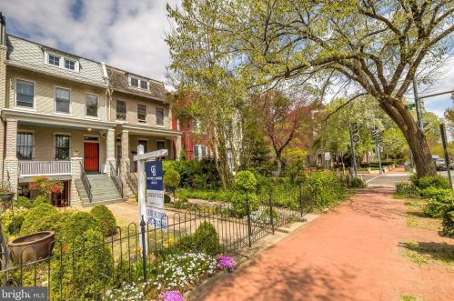 1230 Carolina Ave, Washington, DC 20002-6232