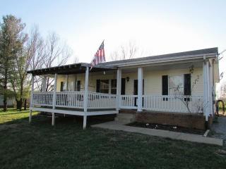 4822 Woodrow Rd, Woodlawn, TN 37191-9194