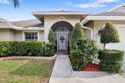 3851 Ramspeck St, Fort Pierce FL  34953-5381 exterior