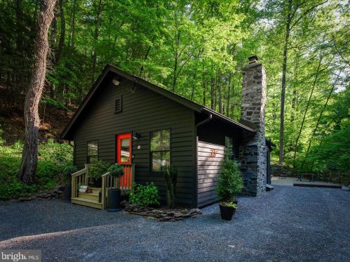 23 Dark Hollow Rd, Pipersville PA  18947-9368 exterior