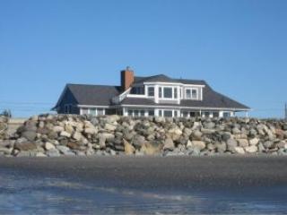 2326 Ocean Blvd, Rye NH  03870-2735 exterior