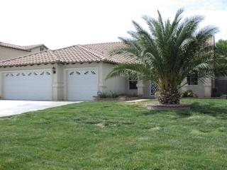 12702 Sweetwater Way, Victorville, CA 92392-0521