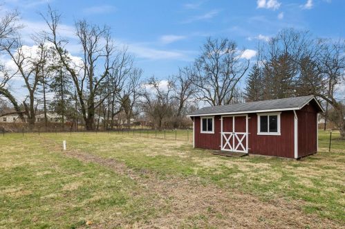 720 Coshocton Ave, Mount Vernon OH  43050-1970 exterior