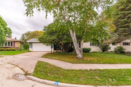 1610 6th Ave, Oshkosh WI  54902-5506 exterior