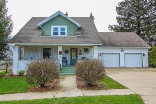 127 Fischer Ave, Jefferson, WI 53549-2123