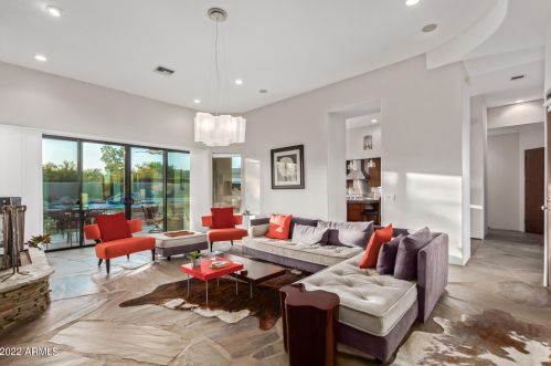 36820 17th Pl, Phoenix, AZ 85086-5706