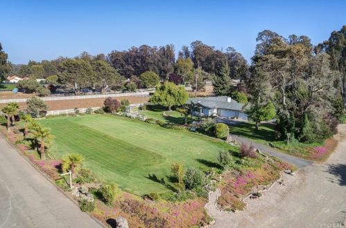 2275 Idyllwild Pl, Pismo Beach, CA 93420-9649