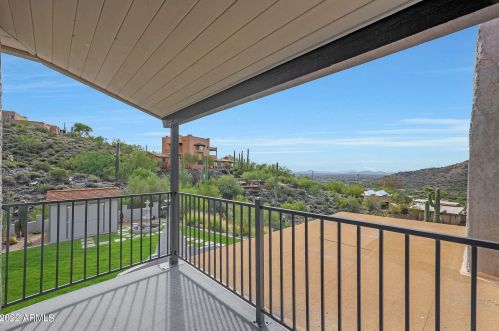 6105 Victoria Dr, Cave Creek, AZ 85331-8894