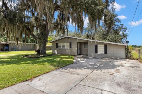218 Dennis Ave, Winter Haven, FL 33880-1225