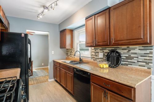 7206 June Ave, Minneapolis MN 55429-1325 exterior