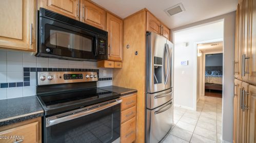 6001 Friess Dr, Scottsdale AZ  85254-3117 exterior