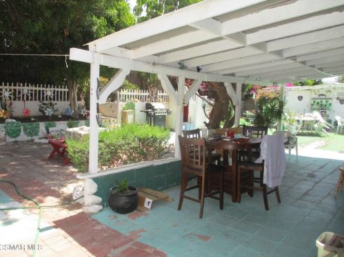 2164 Clover St, Simi Valley, CA 93065-2649