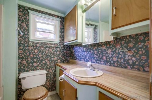 2664 Grange St, Lemon Grove CA  91945-3225 exterior