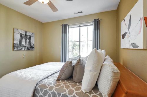 5625 Le Fevre Dr, San Jose CA  95118-3927 exterior