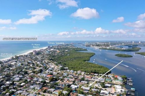 420 Madison Ct, Fort Myers Beach, FL 33931-3643