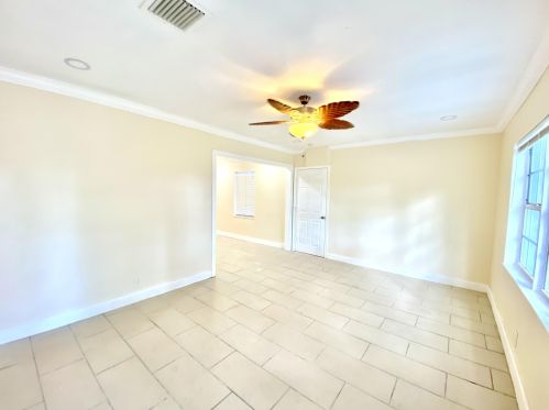 326 1st Ave, Delray Beach FL  33444-3804 exterior