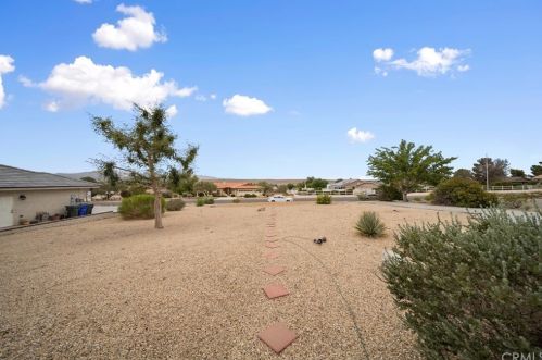 26558 Lakeview Dr, Helendale CA  92342-7804 exterior