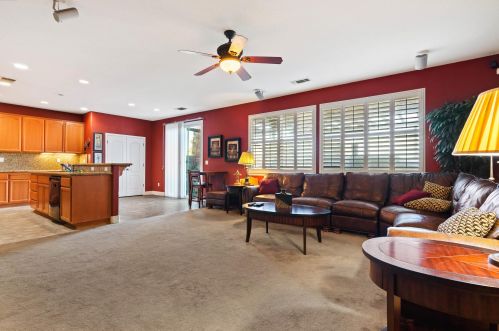 16 Connie Ct, Oakley, CA 94561-3976