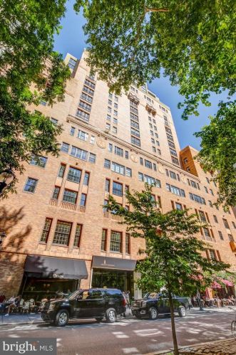 219 18th St, Philadelphia PA 19103-6141 exterior