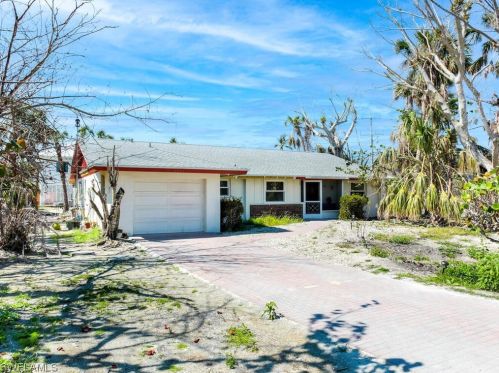 9225 Belding Dr, Sanibel, FL 33957-3001