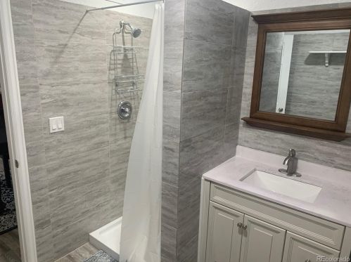 1156 Scranton St, Denver CO  80011-6408 exterior