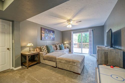 116 Bruton Dr, Gibsonia PA  15044-9524 exterior