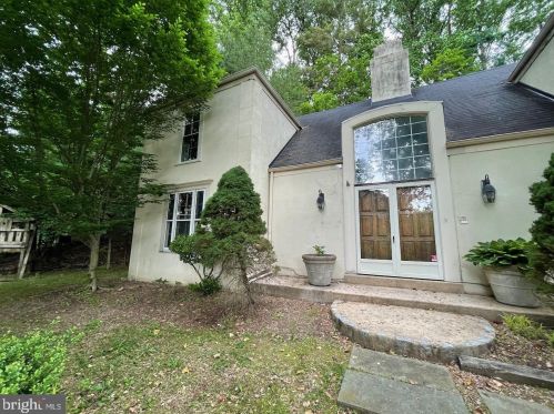 220 Hansell Rd, Newtown Square, PA 19073-2509