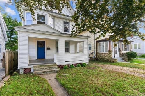90 School St, United States Coast Guard Ac, CT 06320-4529