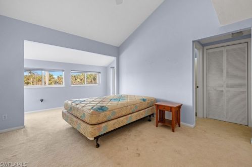 1320 Seaspray Ln, Sanibel FL  33957-2619 exterior