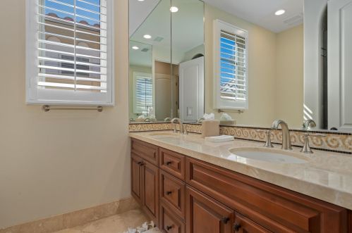 81540 Carboneras, La Quinta CA  92253-8219 exterior