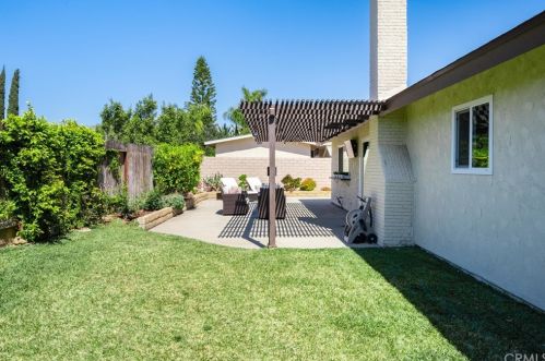 656 Rancho Santiago, Orange CA  92869-1951 exterior
