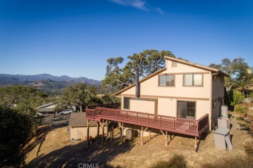 2170 Ridge Rider Rd, Lake Nacimiento, CA 93426-9605
